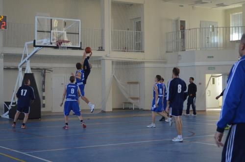 баскетбол 13